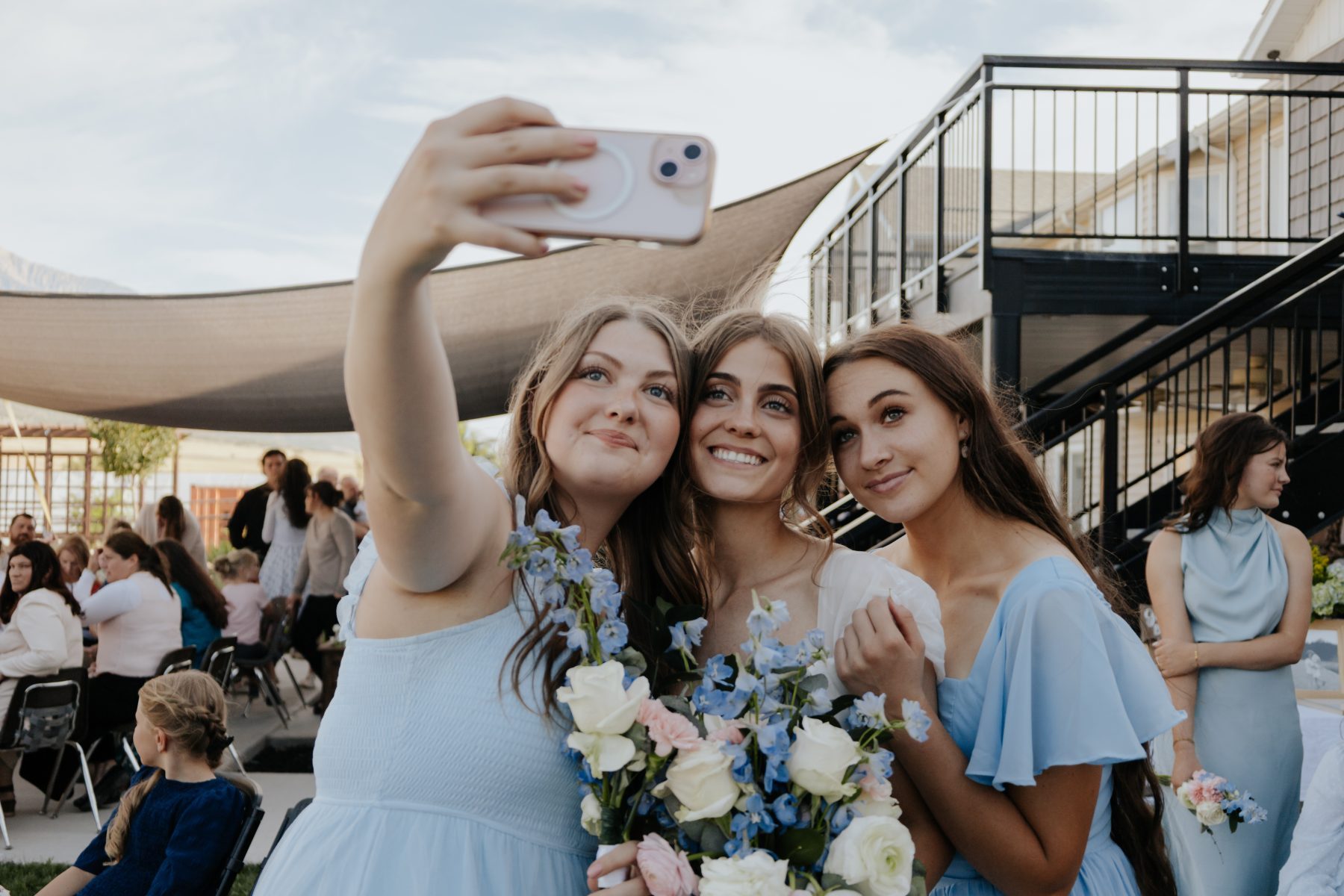 Roni & Co. trust section image 2 - Center tall image